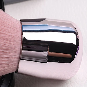 2020 Custom gifts New Makeup Brush Girls Face Powder Makeup Brush Foundation Brush