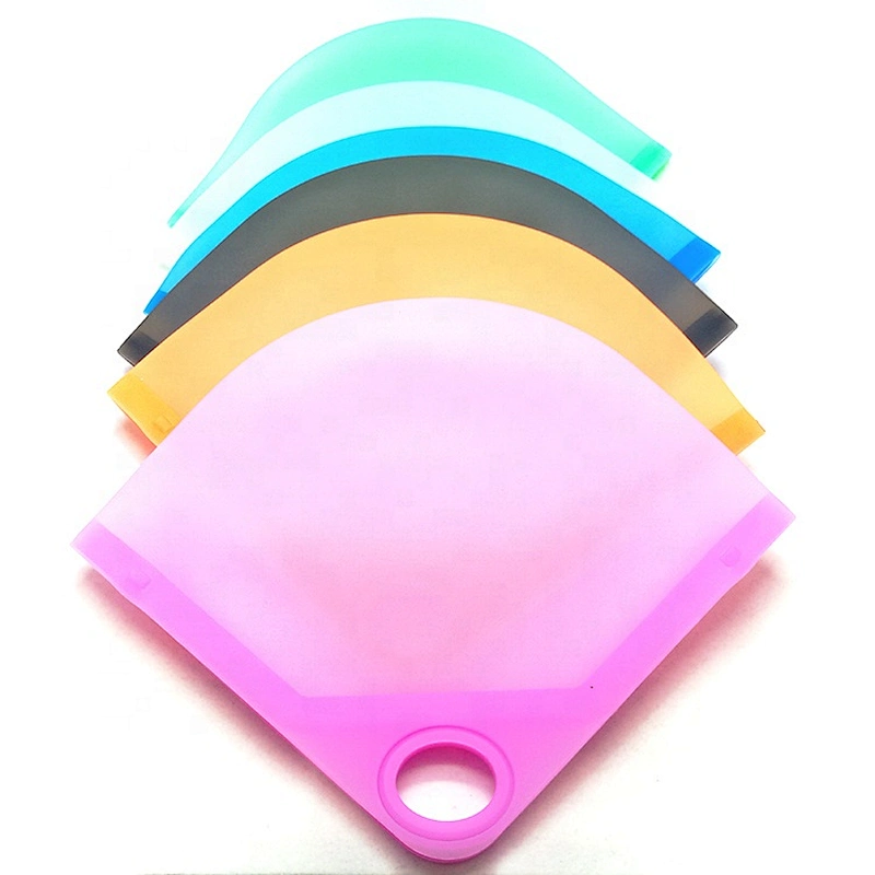 Promotional gift Free custom logo portable Food grade  reusable Mask cosmetic 100% silicone storage  bags