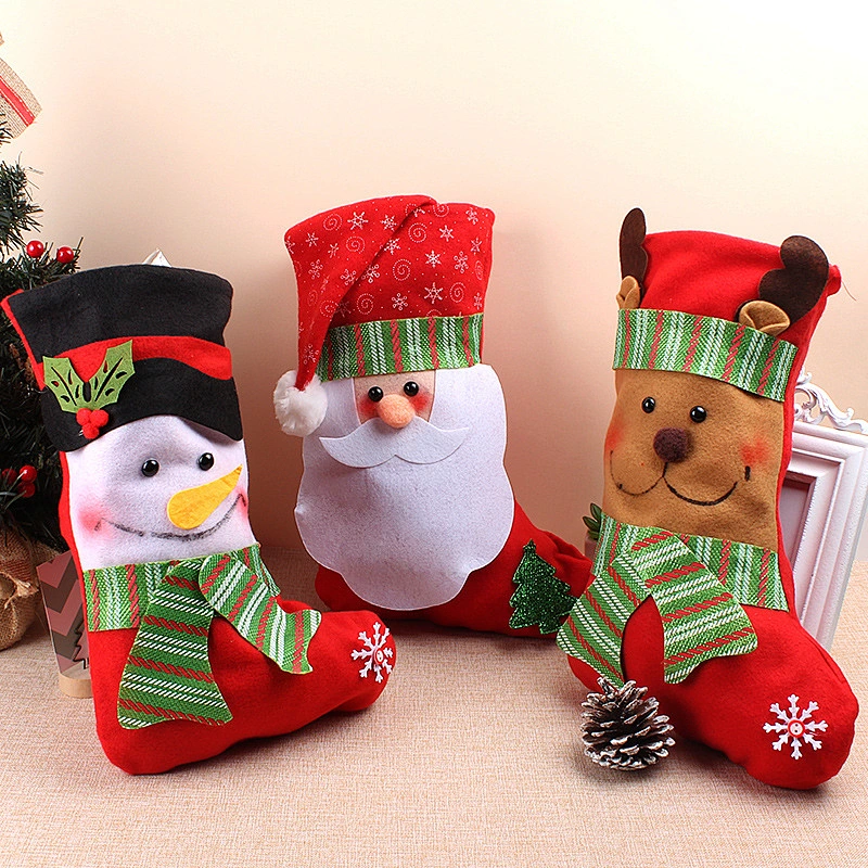 Wholesale 2020 hot selling New Year Santa Snowman Christmas socks cloth gift Plush Candy Bags
