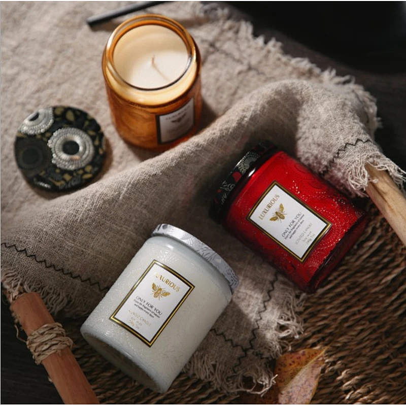Wholesale DIY scented candle cup Embossed luxury candle jars Colored glass bottle with lid