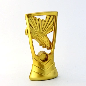 High quality custom sport Promotional Gifts trophy gold resin football trophy soccer match  trophy