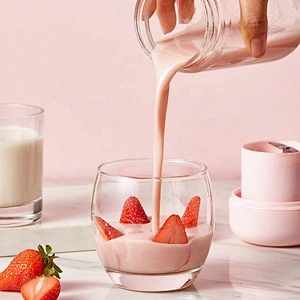New design factory wholesale 300ml leak-proof food grade silicone ring smell free portable juicer blender usb rechargable juicer