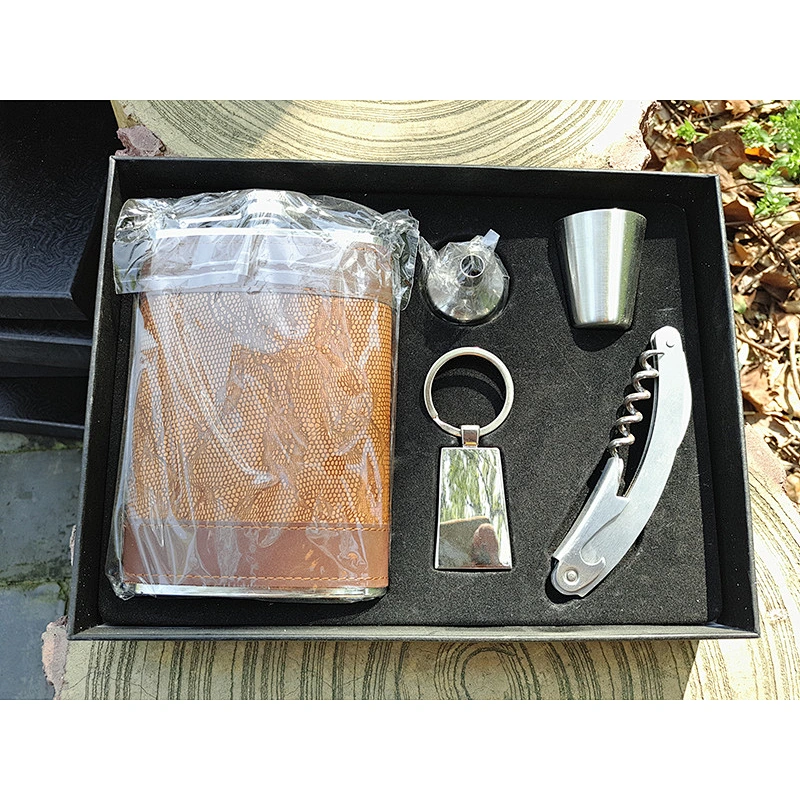 9oz factory direct selling stainless steel wine pot set with wooden grain wholesale outdoor portable dispenser custom logo