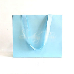 High quality fashion custom logo gift paper bags whit ribbon handle promotion gift shopping paper bag