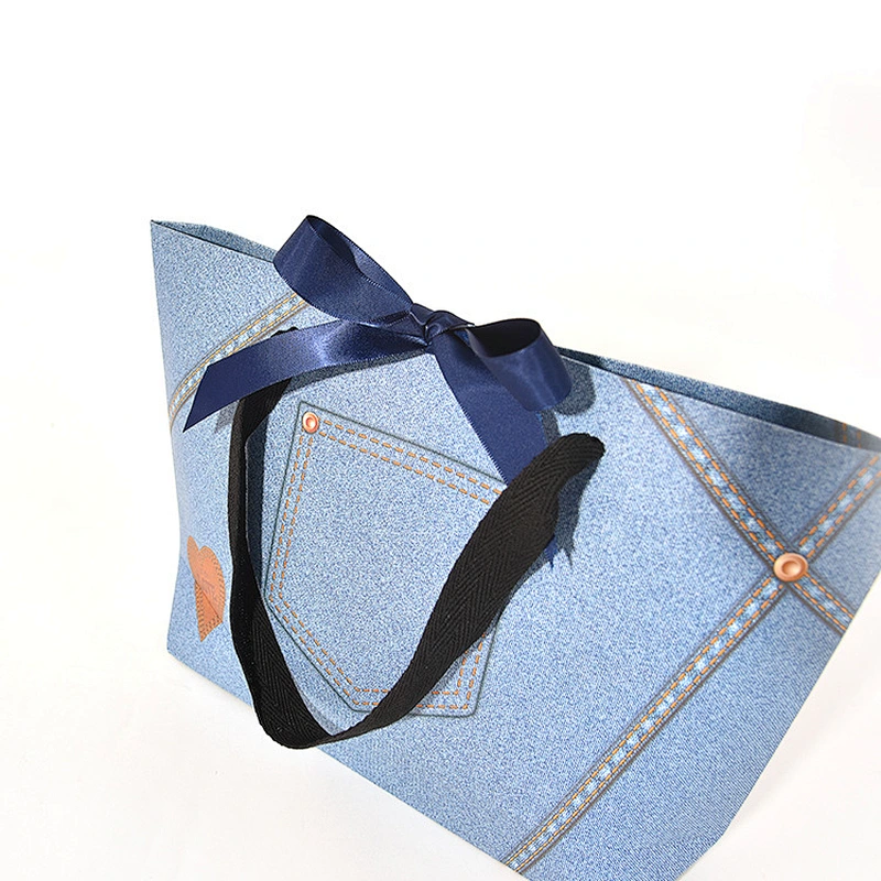 Creative  cute customized luxury logo shopping gift bags  paper gift bags customized bag paper with custom printed
