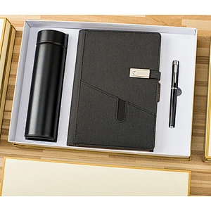 Promotion GIft  Diary protective A6 Loose Leaf Refillable Draiy PU Leather Notebook  Power bank and USB