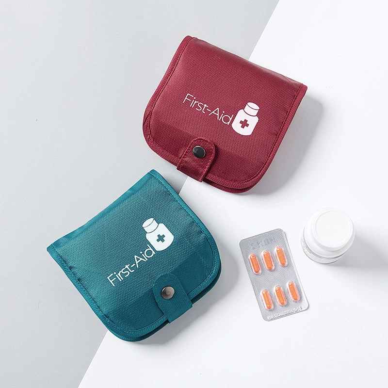 Wholesale  High Quality children pill storage box organizer travel medical mini weekly small plastic case pill box