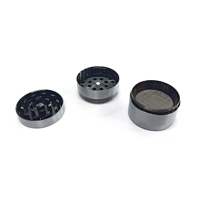 Wholesale fashion Hot Selling Zinc Alloy style cigarette grinder custom Portable  metal herb grinder