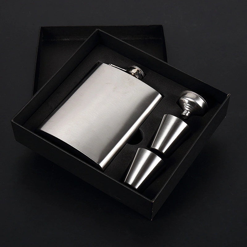 Portable Stainless Steel Hip Flask with Cups  Funnel Cup Travel 7 oz Custom Logos  Promotional Gifts