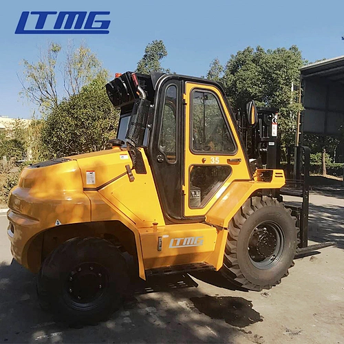 3 ton - 3.5ton rough terrain forklift - 4 wheel drive