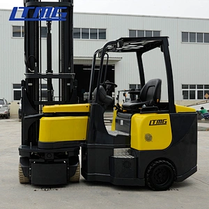 2 Ton Articulated Electric Forklift Work in Narrow Aisle