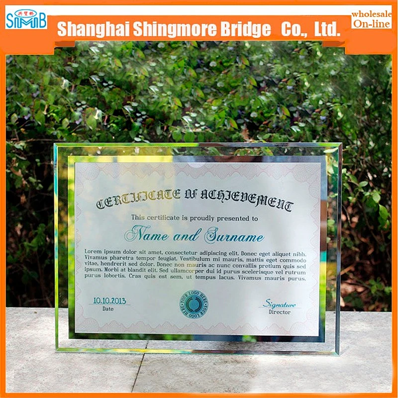 China gifts and crafts factory direct wholesale glass material photo frame for table display
