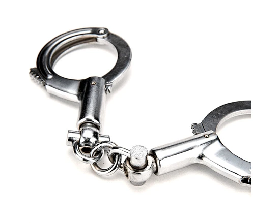 Metal restraints