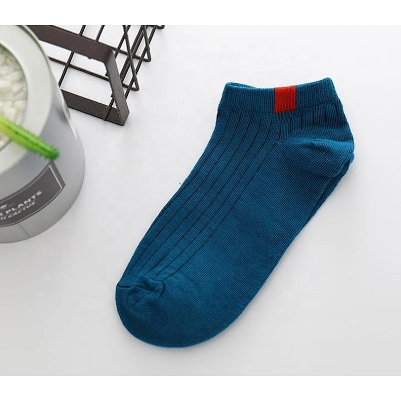 Colorful and new design socks women free sample custom made size