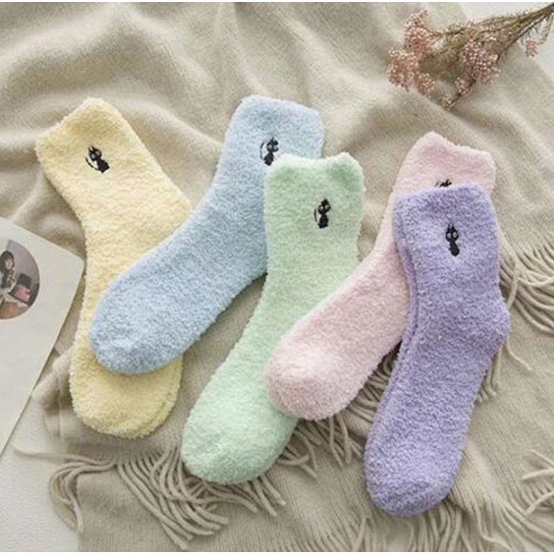 Custom women japanese new coral fleece socks embroidered black cat thick warm half velvet tube fuzzy floor socks