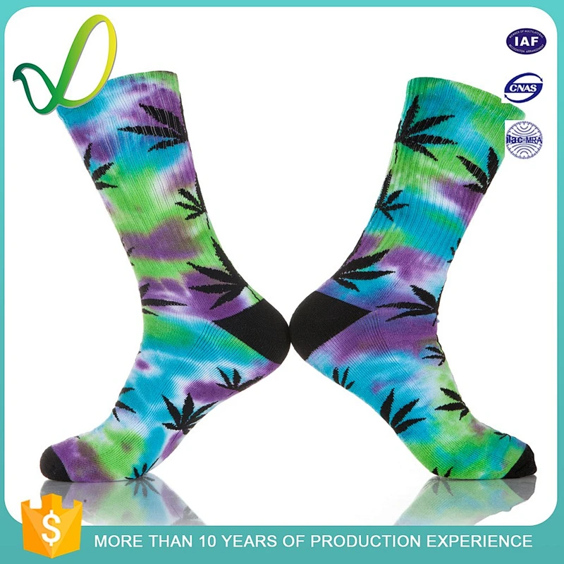 New Design Athletic Custom Skateboard Socks Manufacturer