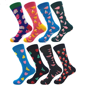 2020 wholesale custom coloured mens fashion socks cheap funny cotton socks for men