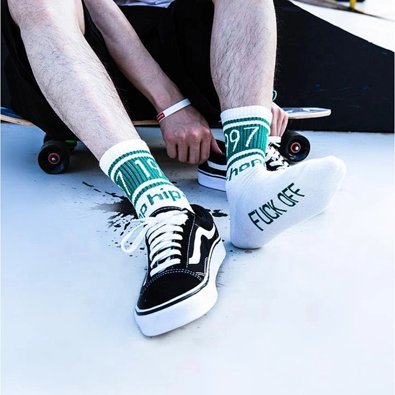 Wholesale street dance hip hop stockings European and American sports cotton socks