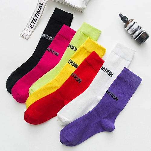 2020 new product cool large sport socks for women
