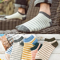 China Supply Custom Logo Men Socks Men