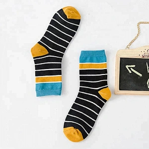High Quality Custom Polyester Colorful Jacquard Socks