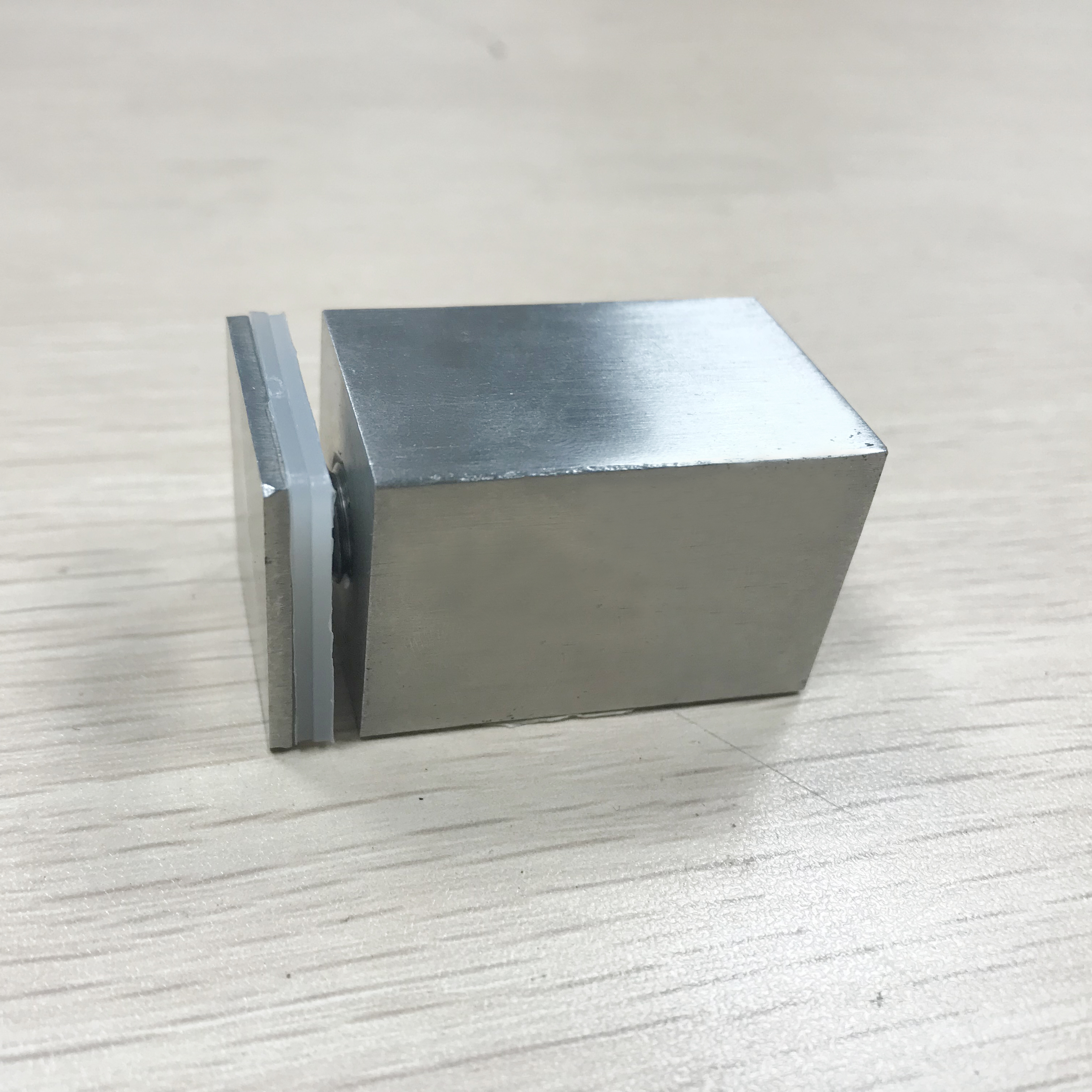 Glass shelf clip MG-012A