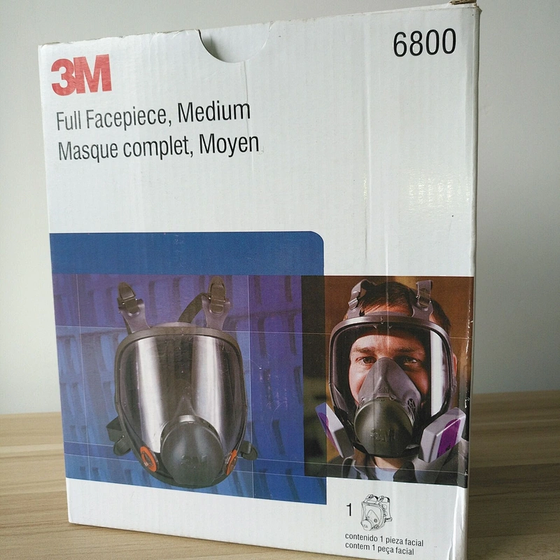 Reusable 3M 6800 full face respiratory gas mask, medium size