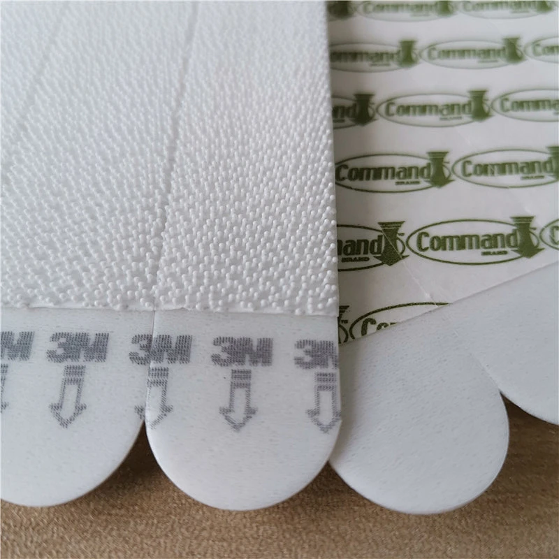 Loose Packaging Command Picture Frame Hanging Strips Used on wall hanging wood picture frame