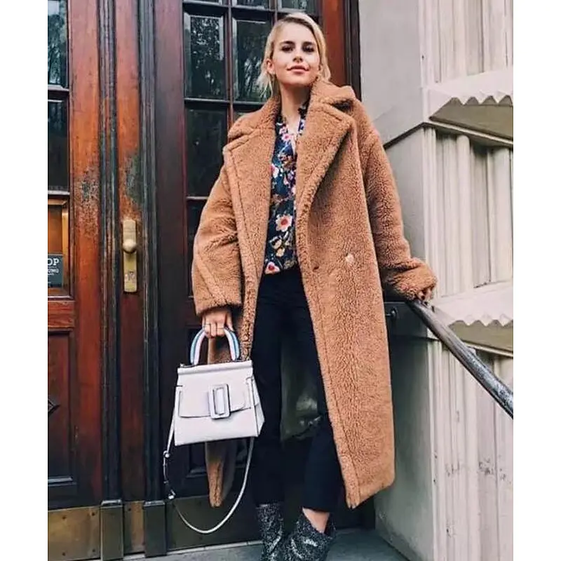 FUR COAT