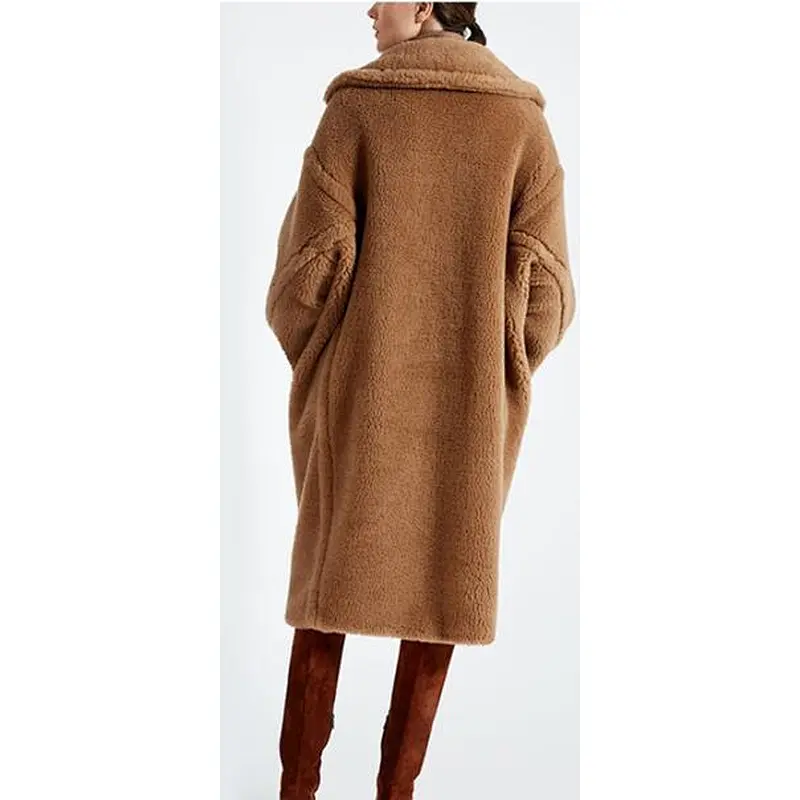 FUR COAT