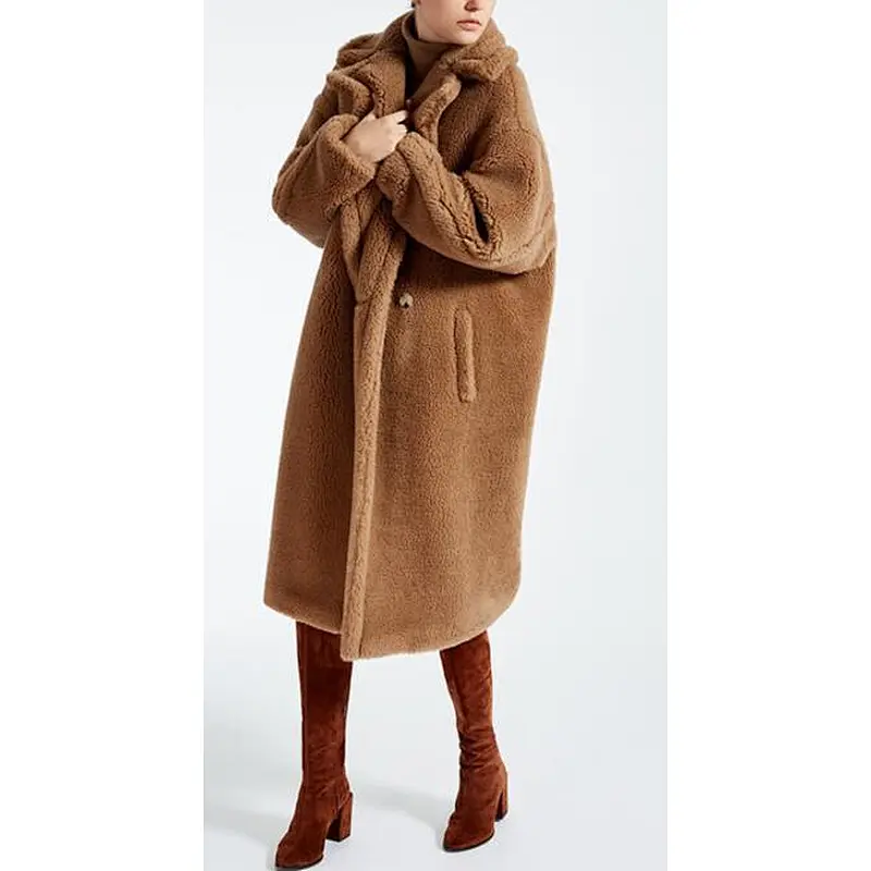 FUR COAT
