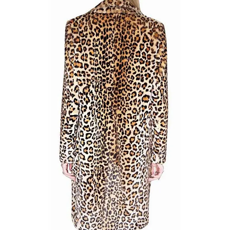 FUR COAT