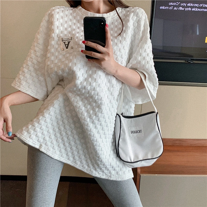 Ladies loose fit long top pullover shirt