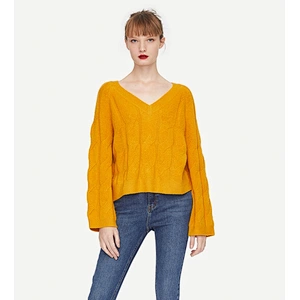 Ladies V-neck pullover sweater