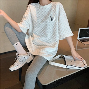 Ladies loose fit long top pullover shirt