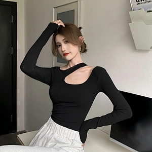 ladies neck loop t-shirt
