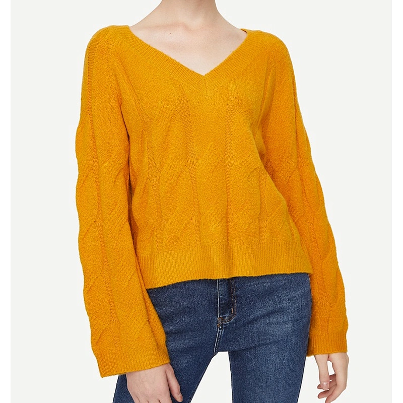Ladies V-neck pullover sweater