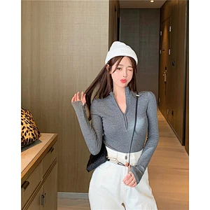 ladies zip sweatershirt