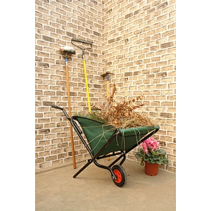 FOLDABLE WHEELBARROW