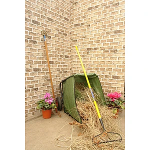 FOLDABLE WHEELBARROW