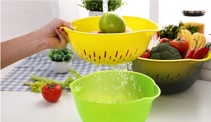 plastic colander and bowl