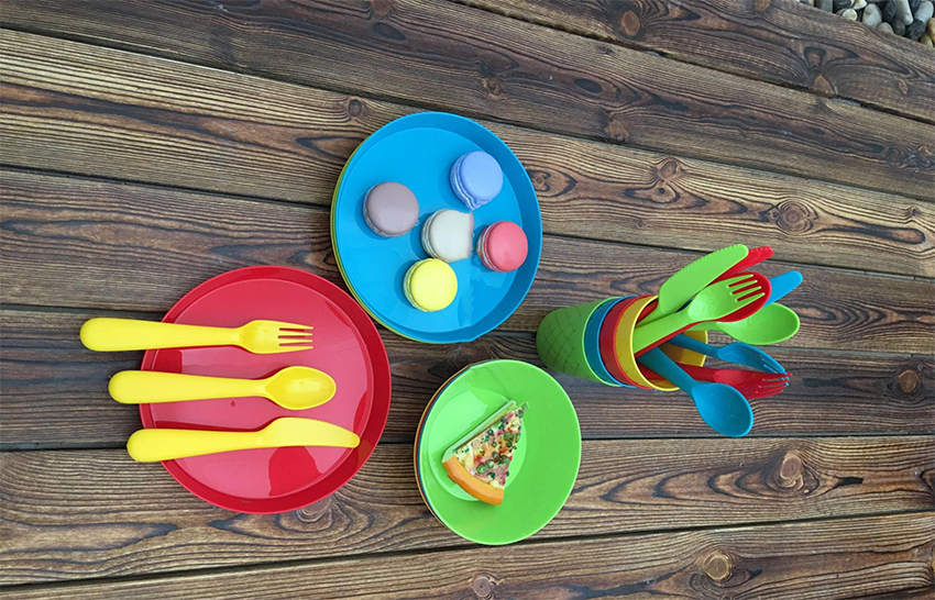 24pcs picnic dinnerware set