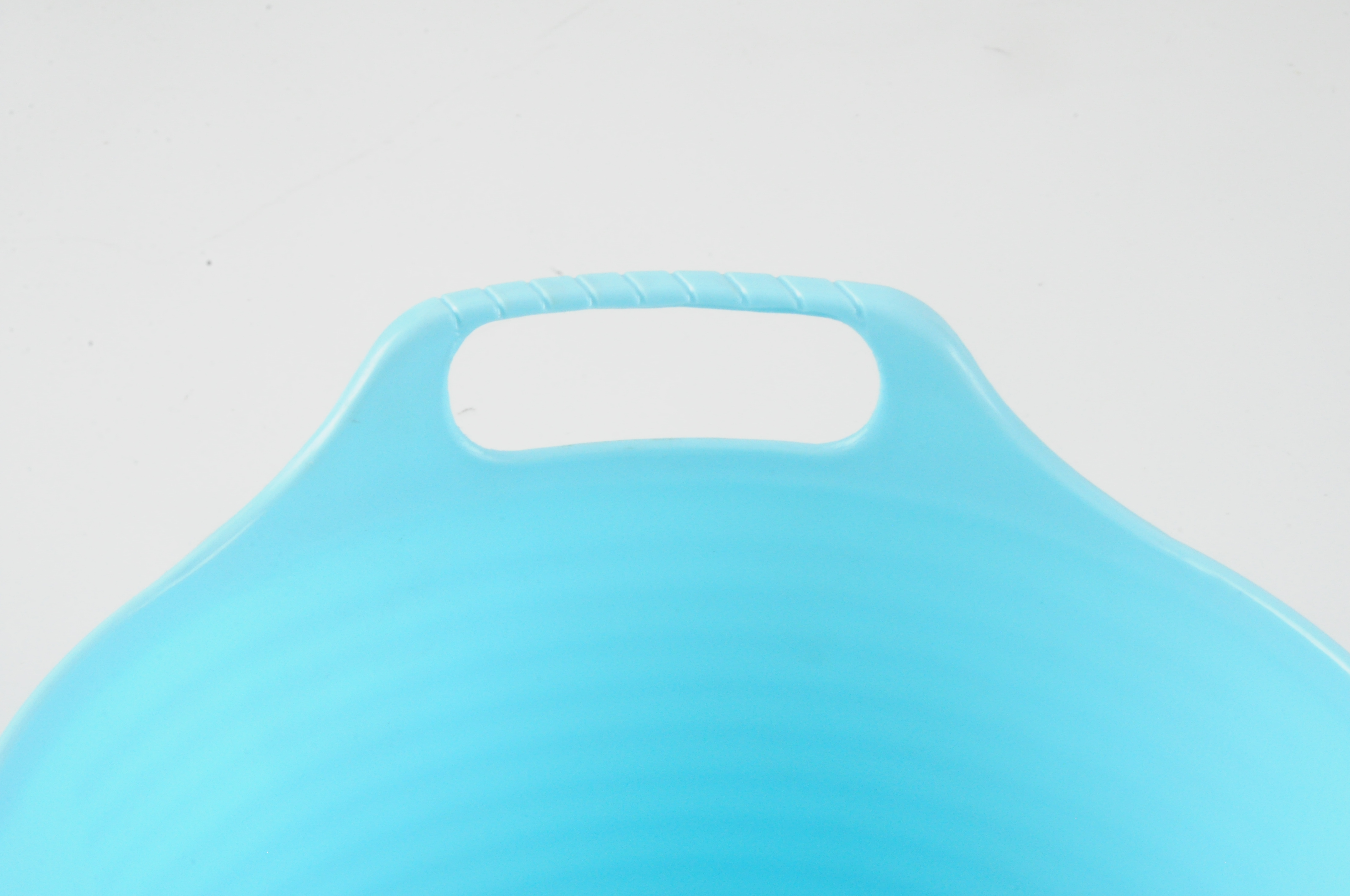 bucket with handle