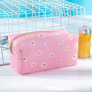 Masking Keeper bag Masking Storage Bag with clip to attach The little Daisy in the storage bag is lovely