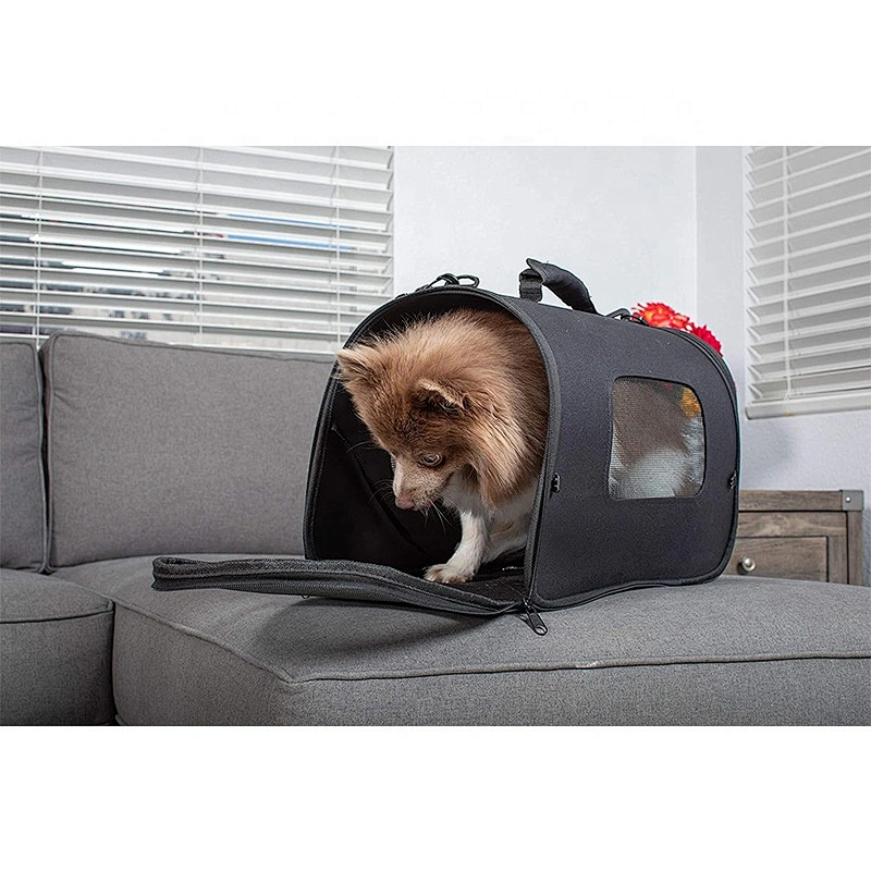 Creative folding Breathable ventilated Capsule Traveler Airline Approved for Cats and Dogs Pet Carrier