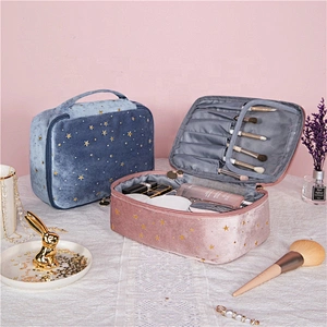 Custom Logo Women Hand Lady Luxury Fake Fur Makeup Clutth Bags Customized Chrisma Promotional Gift Bags Pink Cosmetic Bags