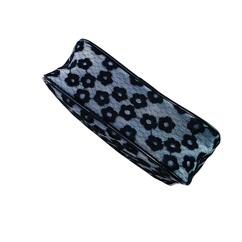 OEM/ODM Waterproof daisy embroidery Women Travel Makeup Organizer Cosmetic bag basket Case Bags with handles