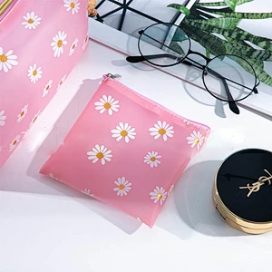 Masking Keeper bag Masking Storage Bag with clip to attach The little Daisy in the storage bag is lovely