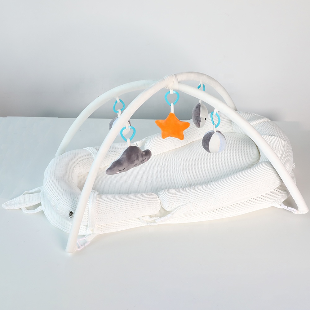 Portable Foldable Removable Washable Cotton Sleeping Snuggle Newborn Infant Baby Nest Lounger With 5 Toys handle