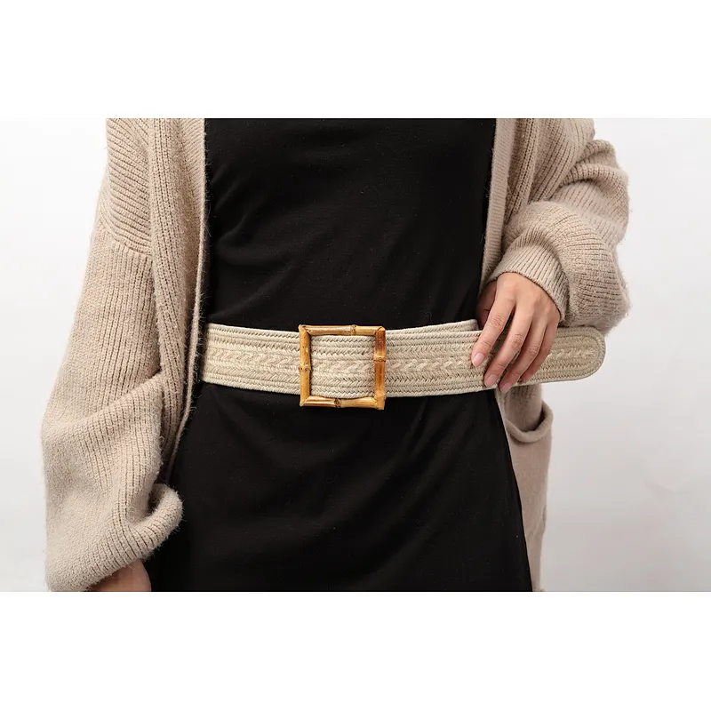 Ladies' belt with cord and bamboo buckle